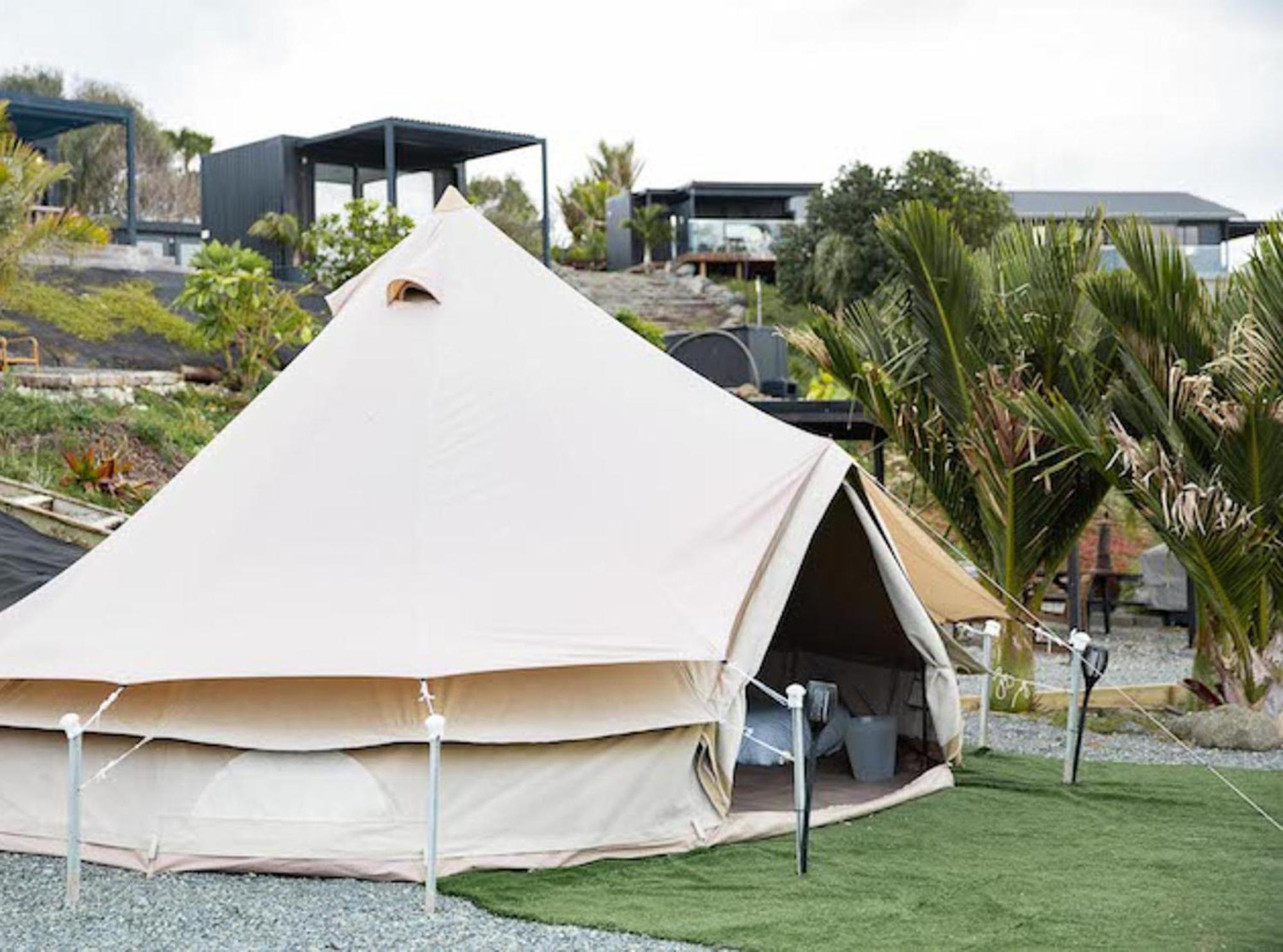 Aotearoa Surf Eco Pods Hotel Te Arai Eksteriør billede