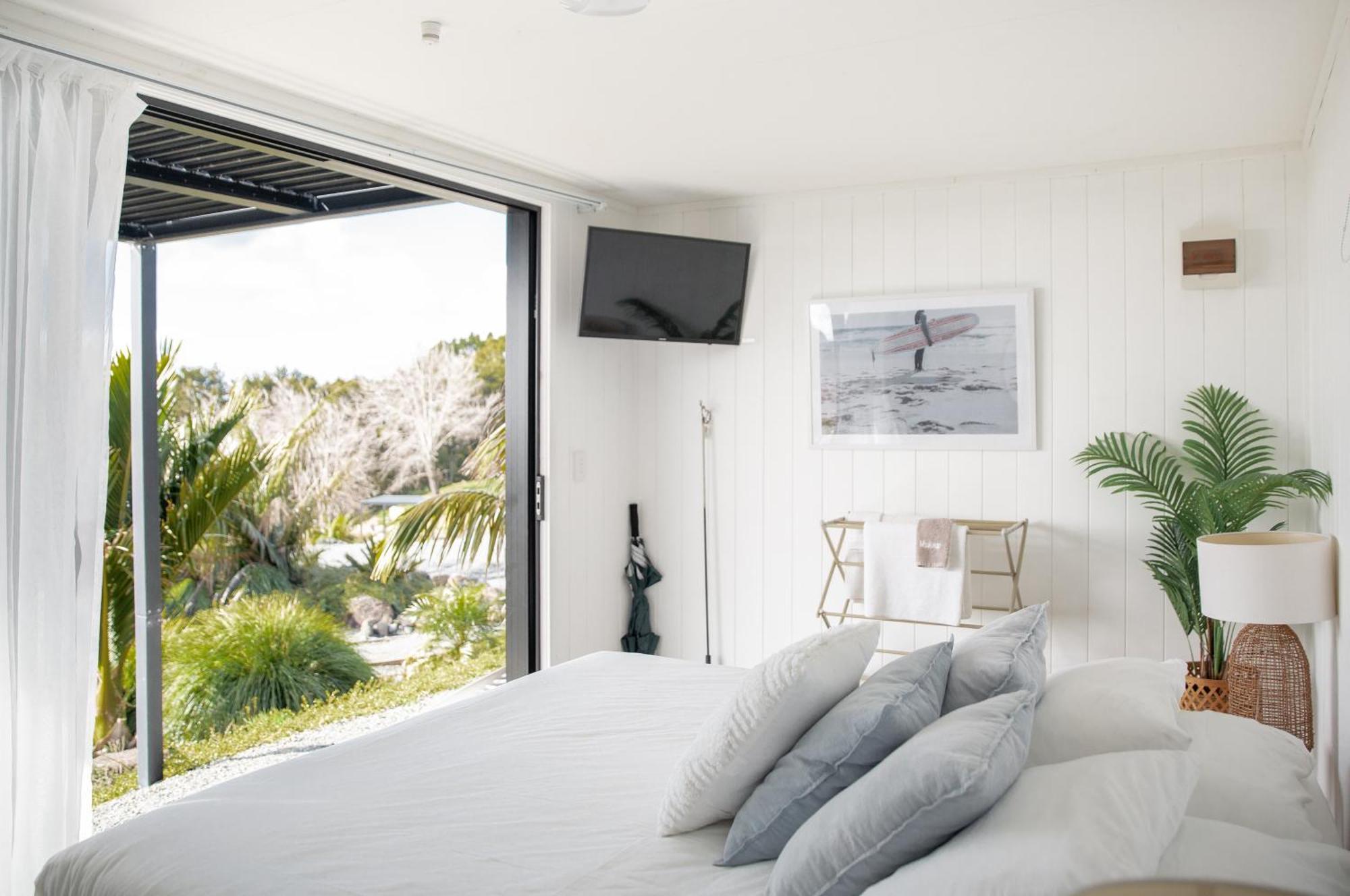 Aotearoa Surf Eco Pods Hotel Te Arai Eksteriør billede