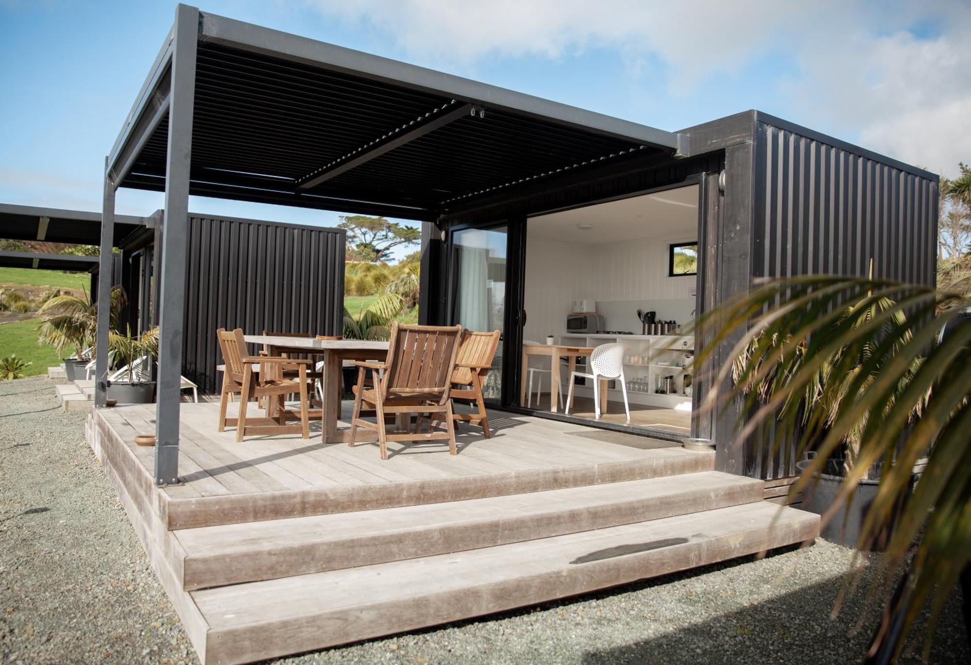 Aotearoa Surf Eco Pods Hotel Te Arai Eksteriør billede