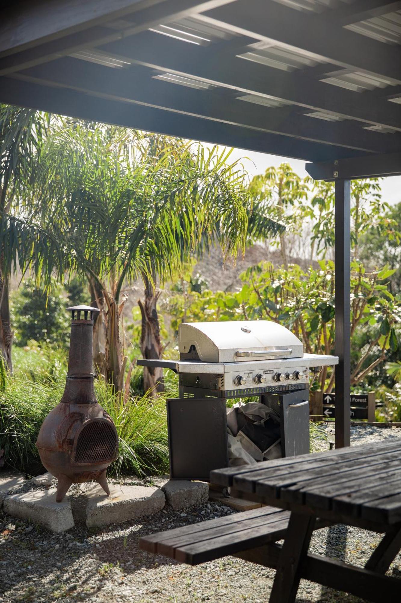 Aotearoa Surf Eco Pods Hotel Te Arai Eksteriør billede