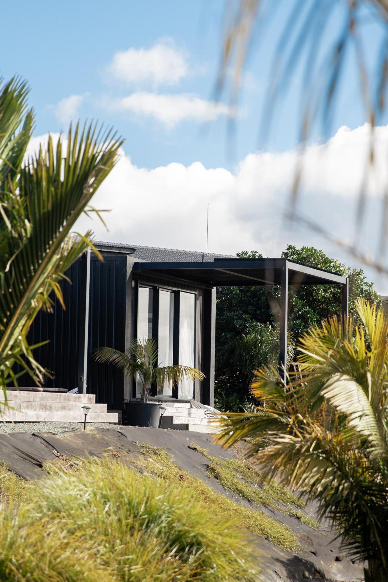 Aotearoa Surf Eco Pods Hotel Te Arai Eksteriør billede